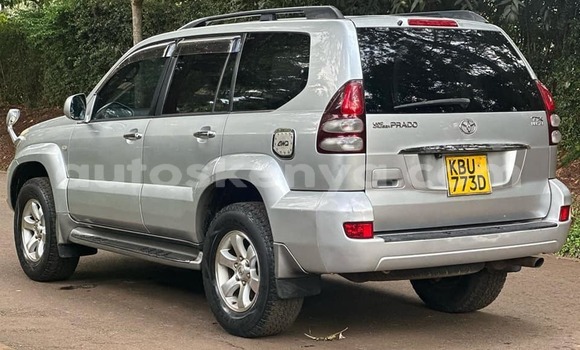 Oofamaa Toyota Land Cruiser Prado Other Makiinaa iti Nairobi keessatti Nairobi keessatti Oofamaa Toyota Land Cruiser Prado Other Makiinaa iti Nairobi keessatti Nairobi keessatti
