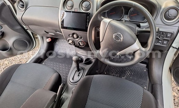 Oofamaa Nissan Note White Makiinaa iti Nairobi keessatti Nairobi keessatti Oofamaa Nissan Note White Makiinaa iti Nairobi keessatti Nairobi keessatti