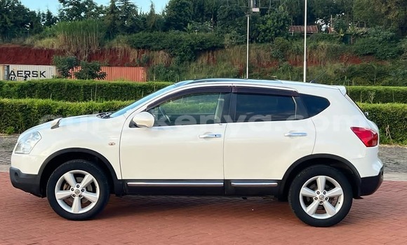 Oofamaa Nissan Dualis White Makiinaa iti Nairobi keessatti Nairobi keessatti Oofamaa Nissan Dualis White Makiinaa iti Nairobi keessatti Nairobi keessatti