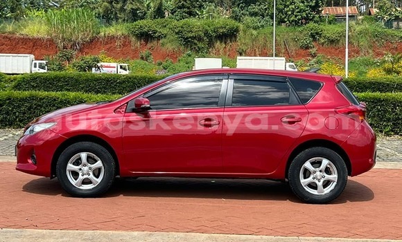 Oofamaa Toyota Auris Red Makiinaa iti Nairobi keessatti Nairobi keessatti Oofamaa Toyota Auris Red Makiinaa iti Nairobi keessatti Nairobi keessatti