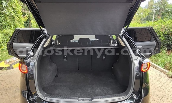 Oofamaa Mazda CX-5 Black Makiinaa iti Nairobi keessatti Nairobi keessatti Oofamaa Mazda CX-5 Black Makiinaa iti Nairobi keessatti Nairobi keessatti