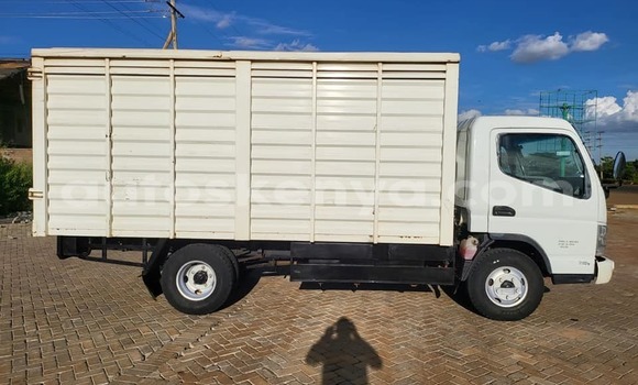 Nunua Ilio tumika Mitsubishi FH10 Nyeupe Lori ndani ya Nairobi nchini Nairobi Nunua Ilio tumika Mitsubishi FH10 Nyeupe Lori ndani ya Nairobi nchini Nairobi