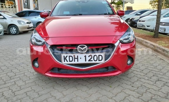 Nunua Ilio tumika Mazda Demio Nyekundu Gari ndani ya Nairobi nchini Nairobi