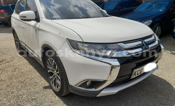 Buy Used Mitsubishi Outlander White Car in Nairobi in Nairobi Buy Used Mitsubishi Outlander White Car in Nairobi in Nairobi