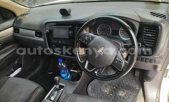 Buy Used Mitsubishi Outlander White Car in Nairobi in Nairobi Buy Used Mitsubishi Outlander White Car in Nairobi in Nairobi
