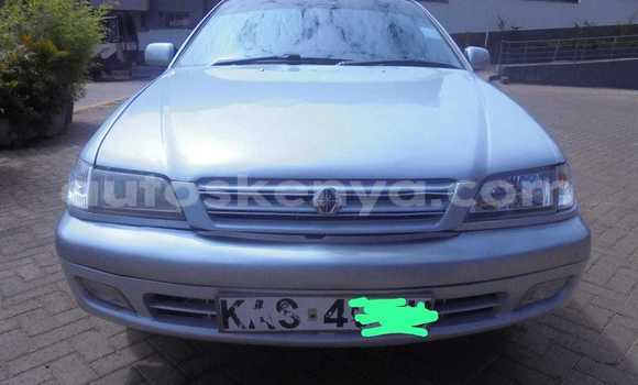 Nunua Ilio tumika Toyota Carina Fedha Gari ndani ya Nairobi nchini Nairobi