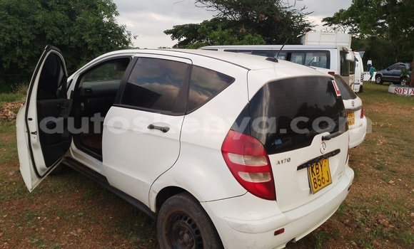 Buy Used Mercedes-Benz A200 White Car in Nairobi in Nairobi Buy Used Mercedes-Benz A200 White Car in Nairobi in Nairobi