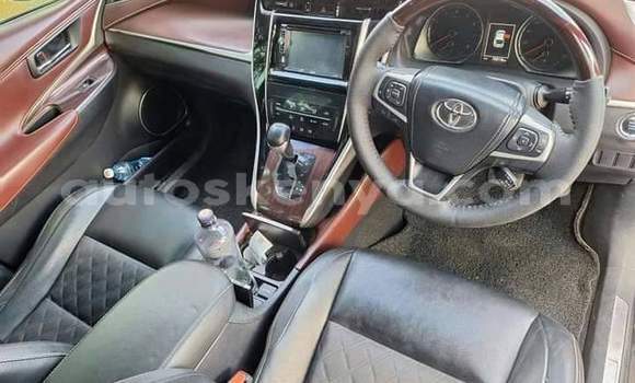 Buy Used Toyota Harrier Black Car in Busia in West Kenya Buy Used Toyota Harrier Black Car in Busia in West Kenya
