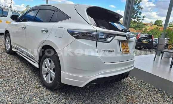 Buy Used Toyota Harrier White Car in Bissil in Nairobi Buy Used Toyota Harrier White Car in Bissil in Nairobi