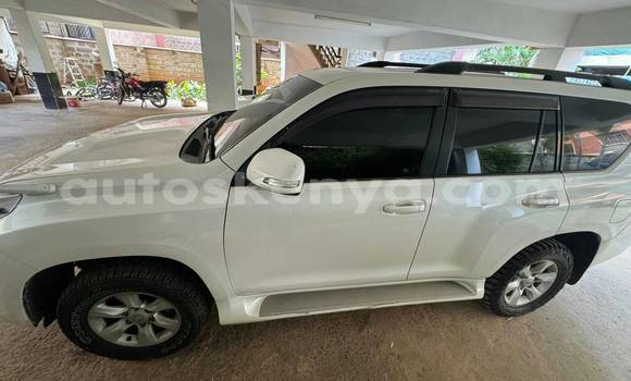 Buy Used Toyota Prado White Car in Bomet in Rift Valley Buy Used Toyota Prado White Car in Bomet in Rift Valley