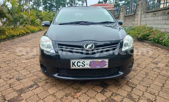 Nunua Ilio tumika Toyota Auris Nyeusi Gari ndani ya Bungoma nchini West Kenya