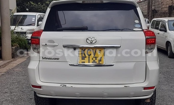Buy Used Toyota Vanguard White Car in Bungoma in West Kenya Buy Used Toyota Vanguard White Car in Bungoma in West Kenya