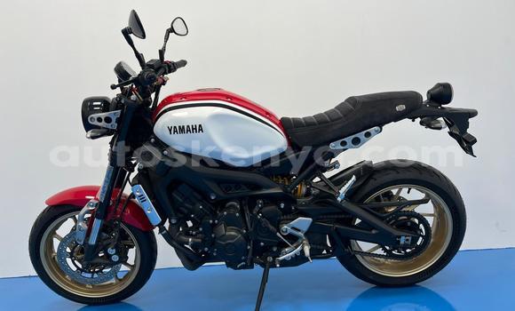 Oofamaa Yamaha XSR Red Doqdoqqee iti Nairobi keessatti Nairobi keessatti