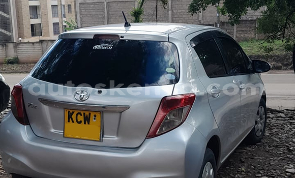 Nunua Ilio tumika Toyota Vitz Fedha Gari ndani ya Nairobi nchini Nairobi Nunua Ilio tumika Toyota Vitz Fedha Gari ndani ya Nairobi nchini Nairobi