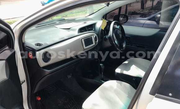 Nunua Ilio tumika Toyota Vitz Fedha Gari ndani ya Nairobi nchini Nairobi Nunua Ilio tumika Toyota Vitz Fedha Gari ndani ya Nairobi nchini Nairobi