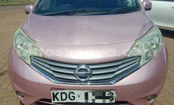 Oofamaa Toyota Noah Other Makiinaa iti Nairobi keessatti Nairobi keessatti
