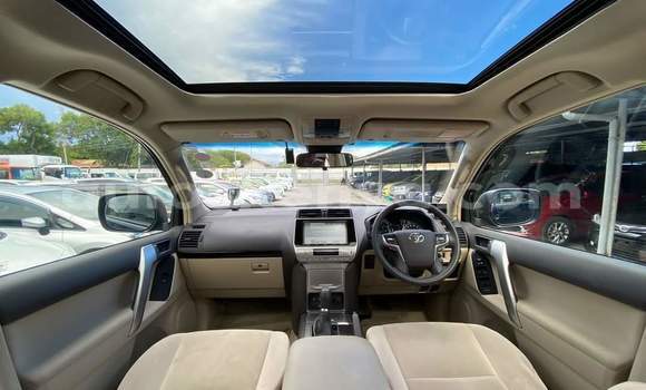 Nunua Imported Toyota Prado Nyeusi Gari ndani ya Mombasa nchini Kenya ya Pwani Nunua Imported Toyota Prado Nyeusi Gari ndani ya Mombasa nchini Kenya ya Pwani