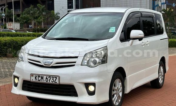 Buy Used Toyota Noah White Car in Bungoma in West Kenya Buy Used Toyota Noah White Car in Bungoma in West Kenya