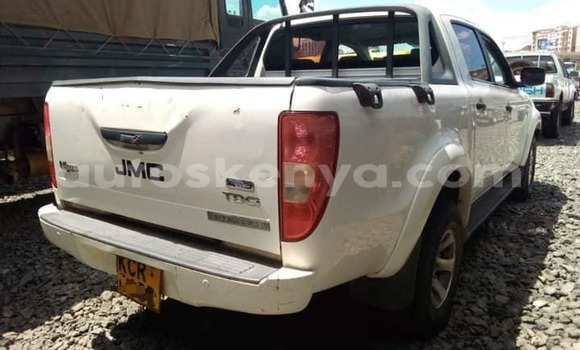 Buy Used JMC Baodian White Car in Bura in Northeast Kenya Buy Used JMC Baodian White Car in Bura in Northeast Kenya