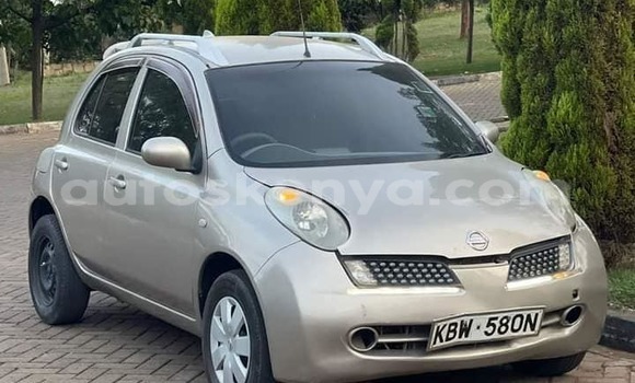 Oofamaa Nissan March Other Makiinaa iti Bomet keessatti Rift Valley keessatti