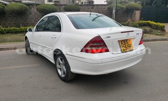 Buy Used Mercedes‒Benz C–Class White Car in Bomet in Rift Valley Buy Used Mercedes‒Benz C–Class White Car in Bomet in Rift Valley