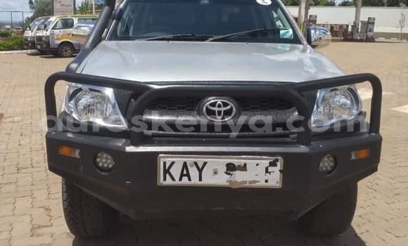 Nunua Ilio tumika Toyota Hilux Nyingine Gari ndani ya Bungoma nchini West Kenya