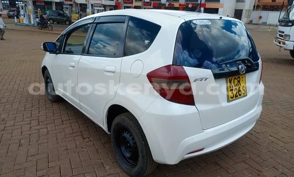 Buy Used Honda Fit White Car in Bura in Northeast Kenya Buy Used Honda Fit White Car in Bura in Northeast Kenya