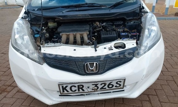 Buy Used Honda Fit White Car in Bura in Northeast Kenya Buy Used Honda Fit White Car in Bura in Northeast Kenya