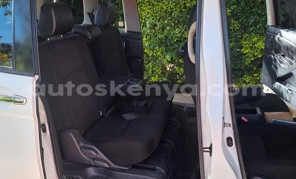 Buy Used Toyota ISIS White Car in Bungoma in West Kenya Buy Used Toyota ISIS White Car in Bungoma in West Kenya
