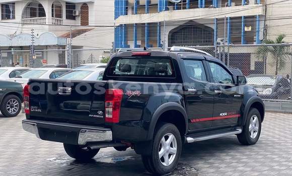 Imported Isuzu D-max Cab4 Black Makiinaa iti Mombasa keessatti Coastal Kenya keessatti Imported Isuzu D-max Cab4 Black Makiinaa iti Mombasa keessatti Coastal Kenya keessatti