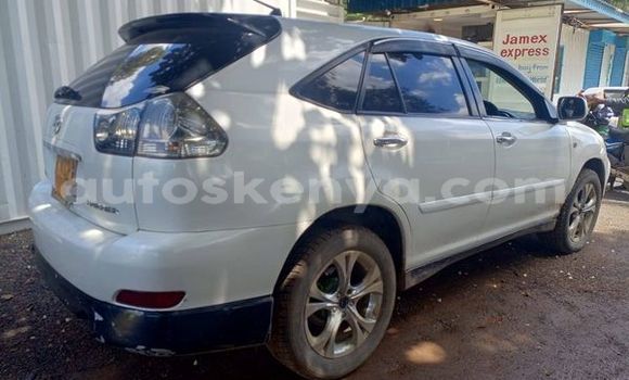 Oofamaa Toyota Harrier Other Makiinaa iti Bissil keessatti Nairobi keessatti
