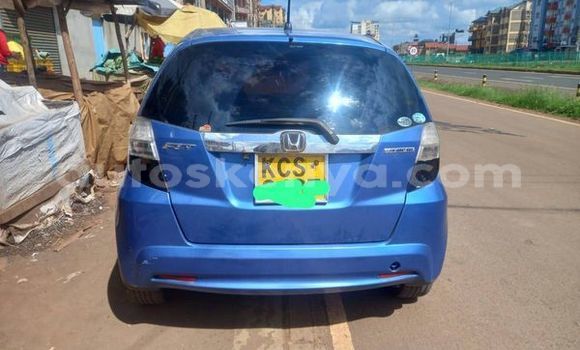 Nunua Ilio tumika Honda Fit Nyingine Gari ndani ya Bute nchini Kaskazini Mashariki mwa Kenya