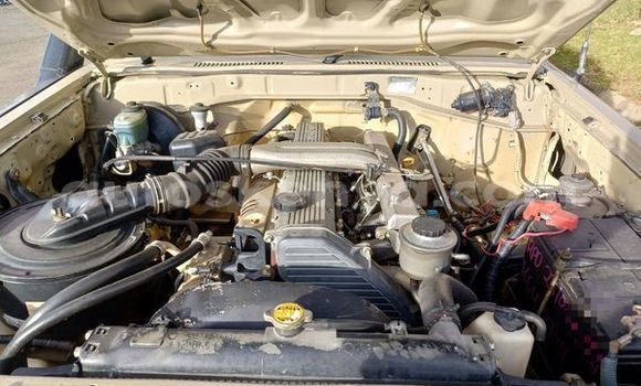 Buy Used Land Rover Defender Other Car in Busia in West Kenya Buy Used Land Rover Defender Other Car in Busia in West Kenya