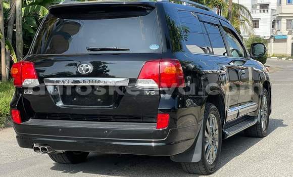 Imported Toyota Land Cruiser Black Makiinaa iti Mombasa keessatti Coastal Kenya keessatti Imported Toyota Land Cruiser Black Makiinaa iti Mombasa keessatti Coastal Kenya keessatti