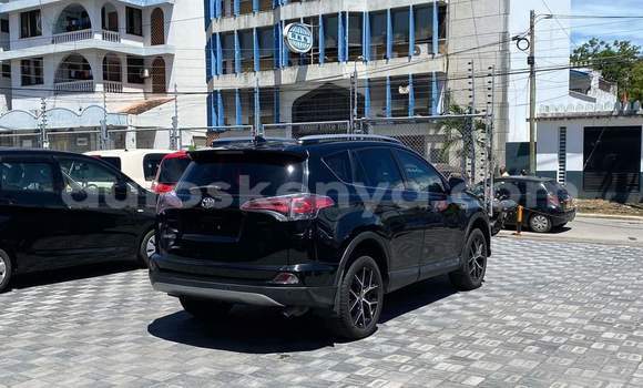 Imported Toyota RAV4 Black Makiinaa iti Mombasa keessatti Coastal Kenya keessatti Imported Toyota RAV4 Black Makiinaa iti Mombasa keessatti Coastal Kenya keessatti