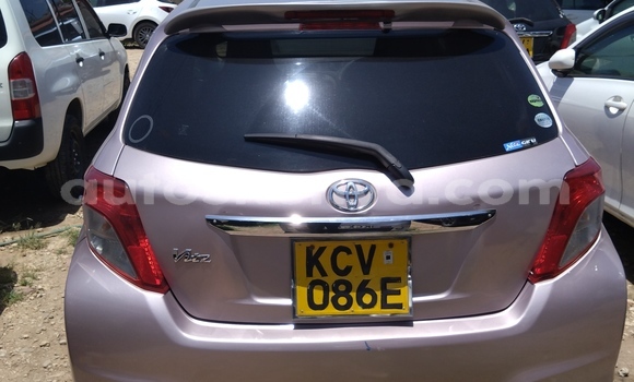 Oofamaa Toyota Vitz Other Makiinaa iti Mombasa keessatti Coastal Kenya keessatti