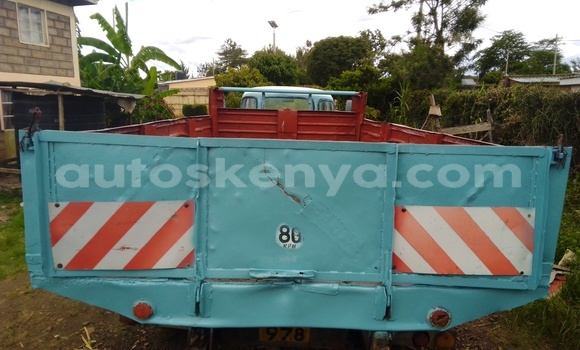 Oofamaa Ford E 150 Cargo Van Blue Netiree iti Machakos keessatti Nairobi keessatti