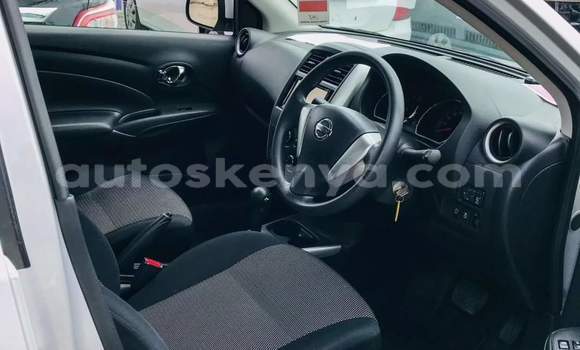 Imported Nissan Latio Silver Makiinaa iti Mombasa keessatti Coastal Kenya keessatti Imported Nissan Latio Silver Makiinaa iti Mombasa keessatti Coastal Kenya keessatti