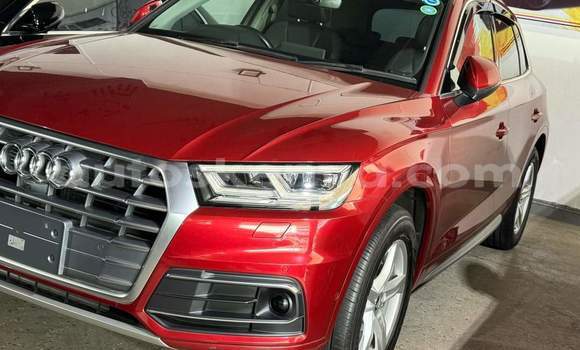 Imported Audi Q5 Red Makiinaa iti Mombasa keessatti Coastal Kenya keessatti