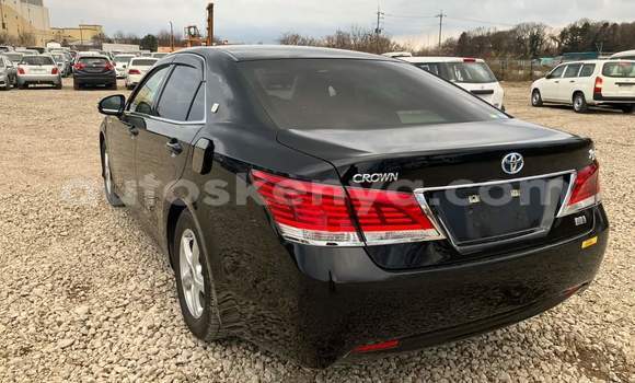 Imported Toyota Crown Black Makiinaa iti Mombasa keessatti Coastal Kenya keessatti Imported Toyota Crown Black Makiinaa iti Mombasa keessatti Coastal Kenya keessatti