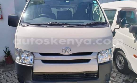 Nunua Imported Toyota Hiace Nyeupe Gari ndani ya Mombasa nchini Kenya ya Pwani Nunua Imported Toyota Hiace Nyeupe Gari ndani ya Mombasa nchini Kenya ya Pwani
