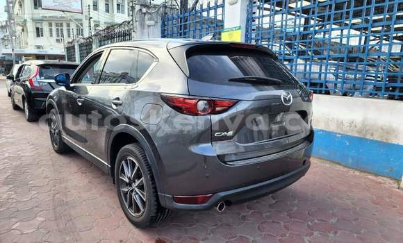 Imported Mazda CX-5 Black Makiinaa iti Mombasa keessatti Coastal Kenya keessatti Imported Mazda CX-5 Black Makiinaa iti Mombasa keessatti Coastal Kenya keessatti