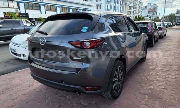 Imported Mazda CX-5 Black Makiinaa iti Mombasa keessatti Coastal Kenya keessatti Imported Mazda CX-5 Black Makiinaa iti Mombasa keessatti Coastal Kenya keessatti