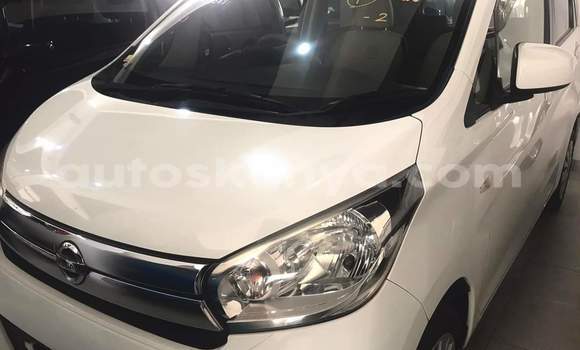 Nunua Imported Nissan Dayz Nyeupe Gari ndani ya Mombasa nchini Kenya ya Pwani