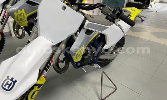 Nunua Ilio tumika Husqvarna TC Beige Bike ndani ya Nairobi nchini Nairobi