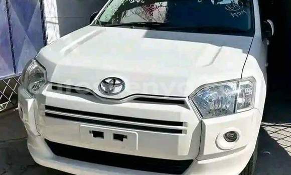Imported Toyota Probox Silver Makiinaa iti Mombasa keessatti Coastal Kenya keessatti Imported Toyota Probox Silver Makiinaa iti Mombasa keessatti Coastal Kenya keessatti