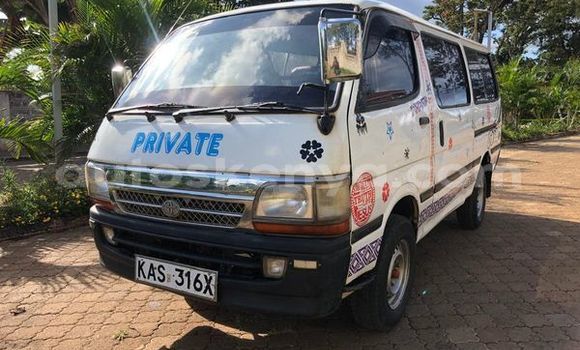 Buy Used Toyota Hiace White Car in Bura in Northeast Kenya Buy Used Toyota Hiace White Car in Bura in Northeast Kenya