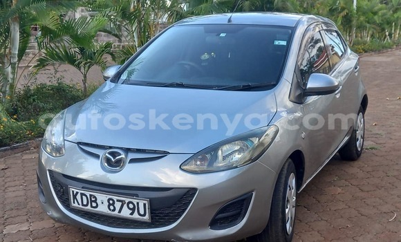 Nunua Ilio tumika Mazda Demio Nyingine Gari ndani ya Busia nchini West Kenya Nunua Ilio tumika Mazda Demio Nyingine Gari ndani ya Busia nchini West Kenya