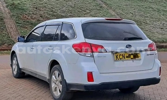 Buy Used Subaru Outback White Car in Bura in Northeast Kenya Buy Used Subaru Outback White Car in Bura in Northeast Kenya