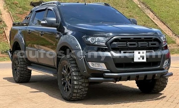Oofamaa Ford Ranger Black Makiinaa iti Bute keessatti Northeast Kenya keessatti
